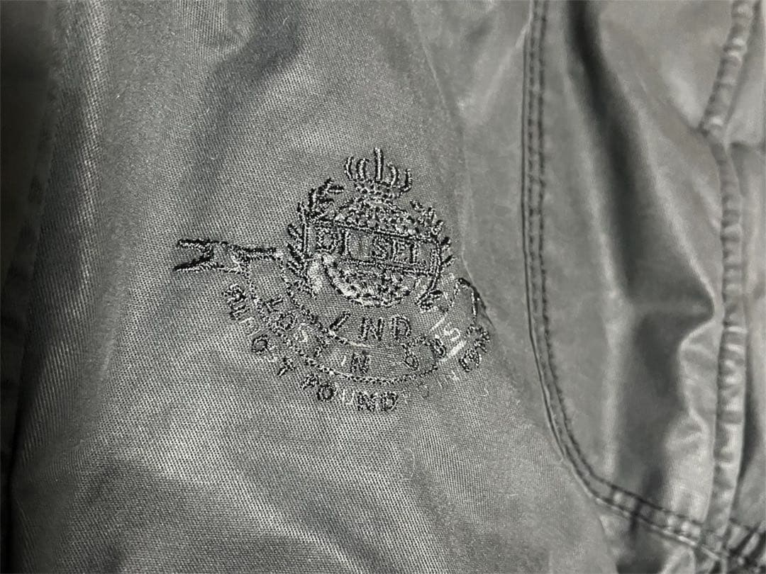 ディーゼル DIESEL n2b 希少 ファーダウンジャケット ブラック 花柄