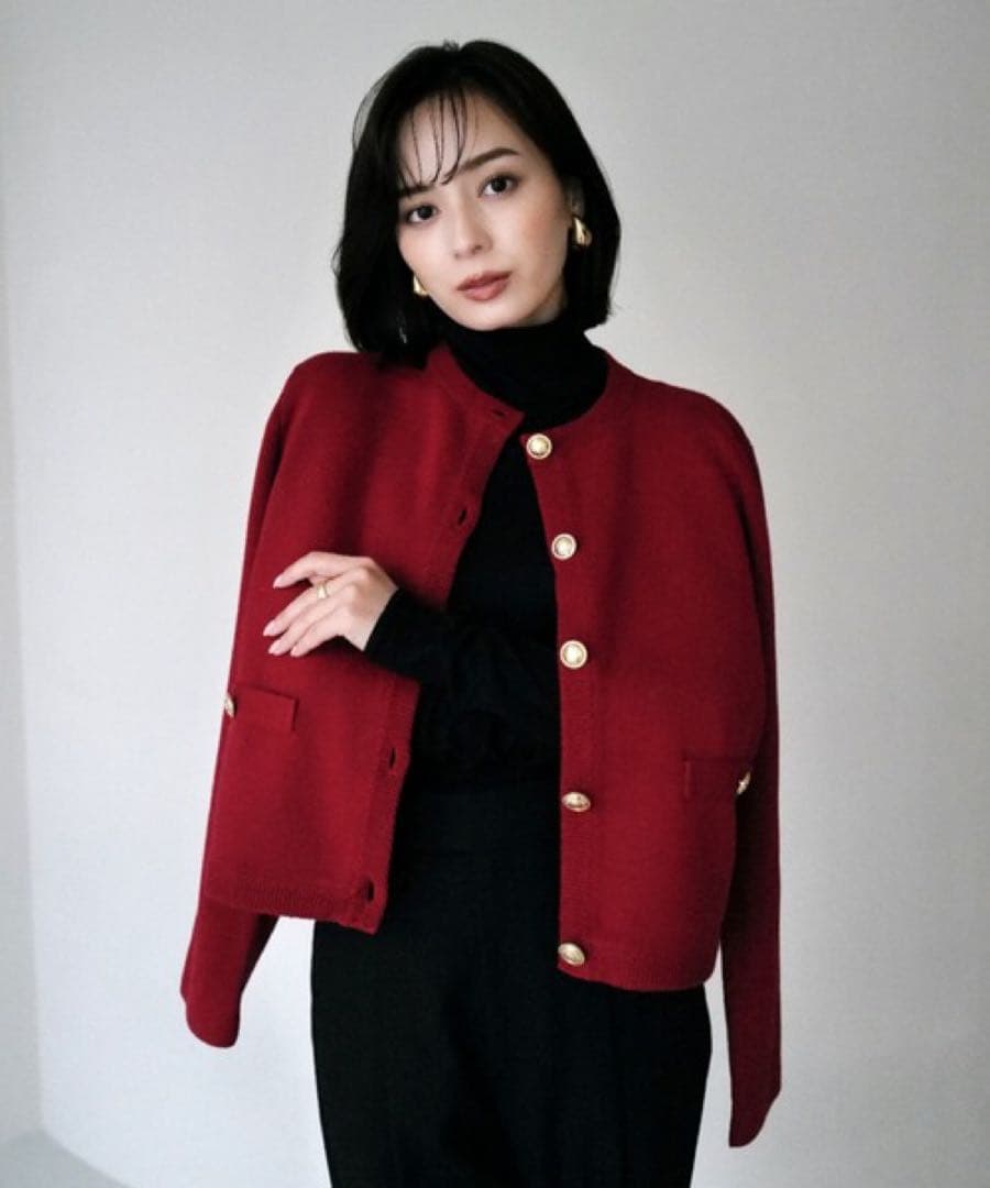 anuans オリジナルボタンノーカラーニットジャケット レッド