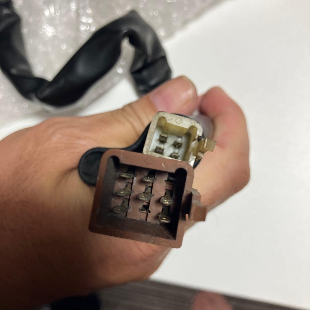 Kawasaki GPZ900R純正メーターキロ表示　美品