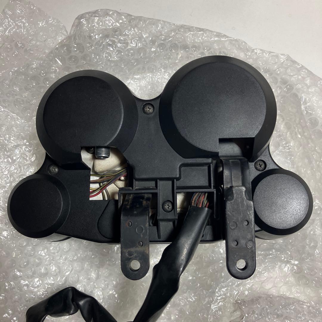 Kawasaki GPZ900R純正メーターキロ表示　美品