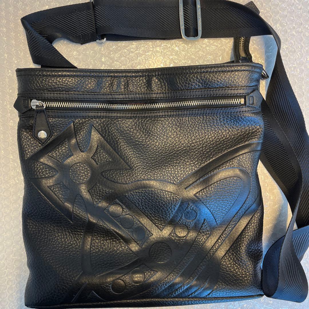 最終値引き　ヴィヴィアンウエストウッド メンズ　ショルダーバック