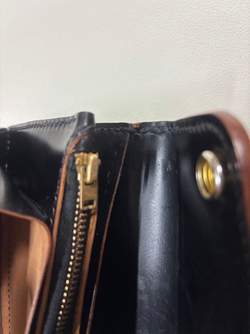 トラッカーウォレット　コードバン ゴールド42TALONジップ　ボタン留め　茶芯