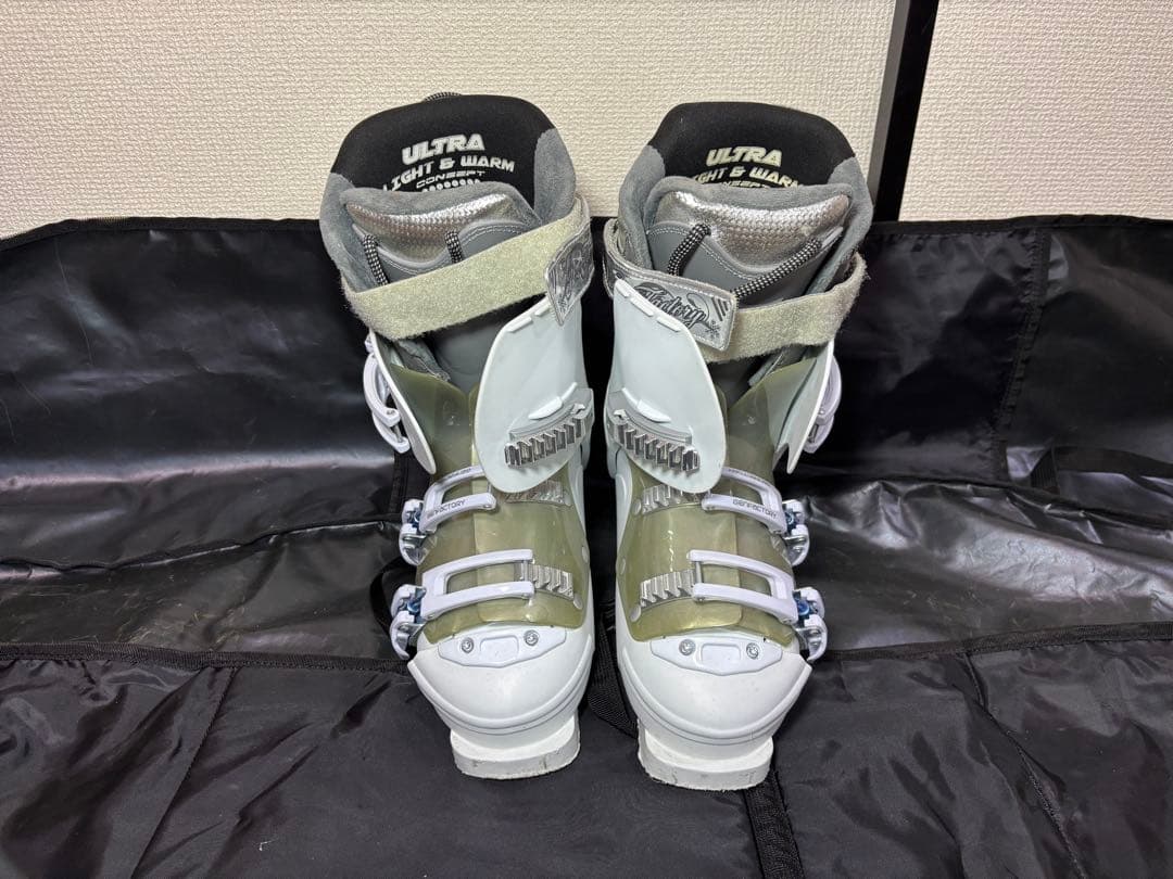 【引退品】スキー板 男女ペア ブーツ等一式