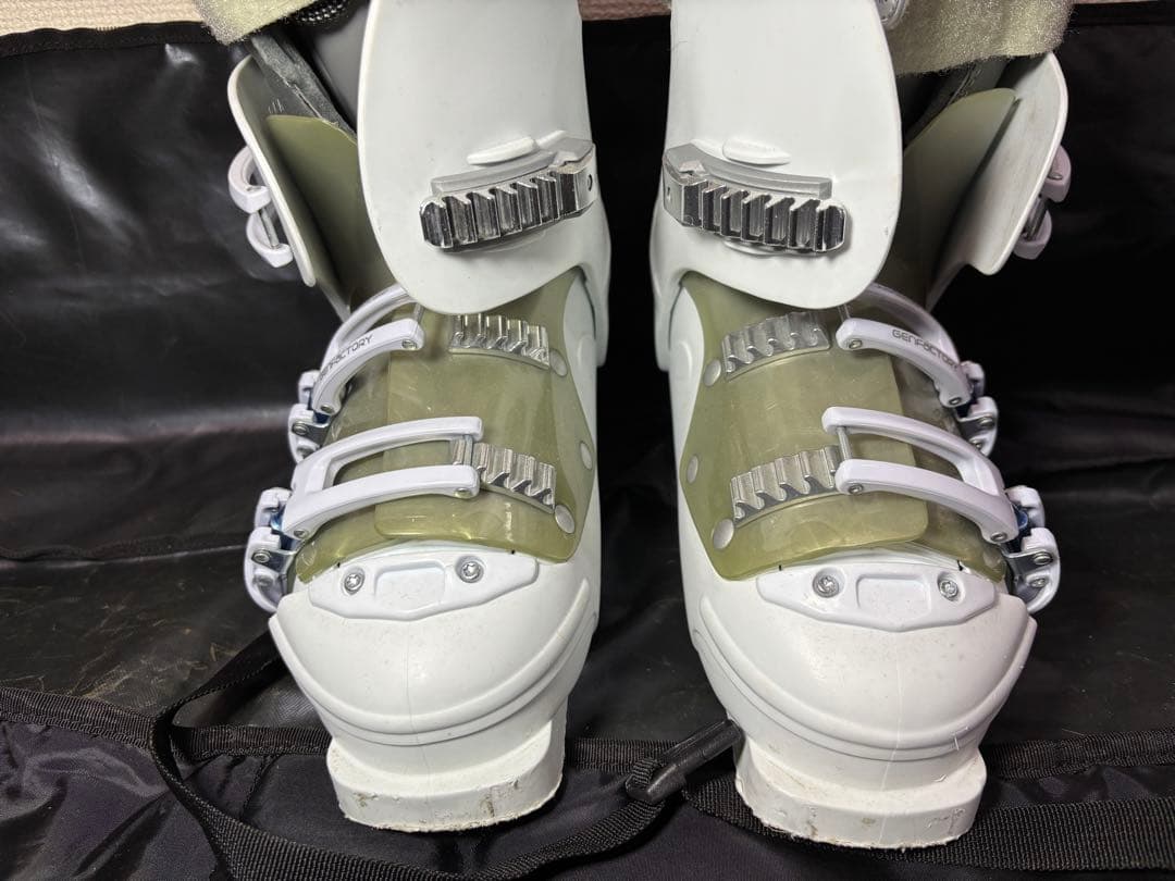 【引退品】スキー板 男女ペア ブーツ等一式