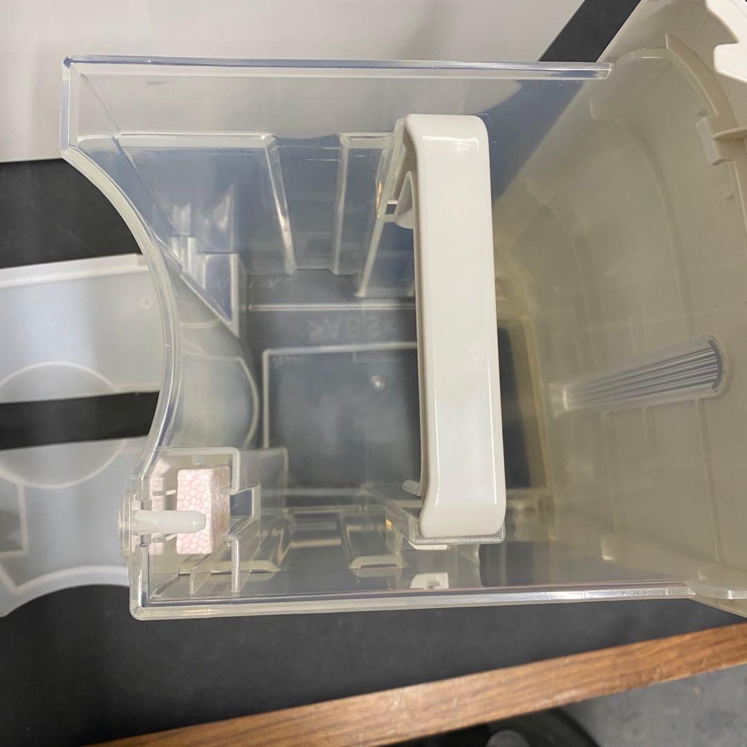 749 シャープ 除湿機 衣類乾燥 プラズマクラスター 7L CV-J71W