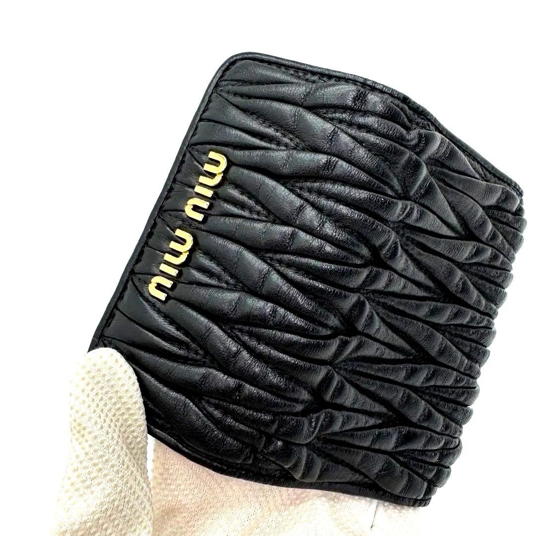 【未使用級】ミュウミュウ　キーケース　マテラッセ　6連キーケース　レザー