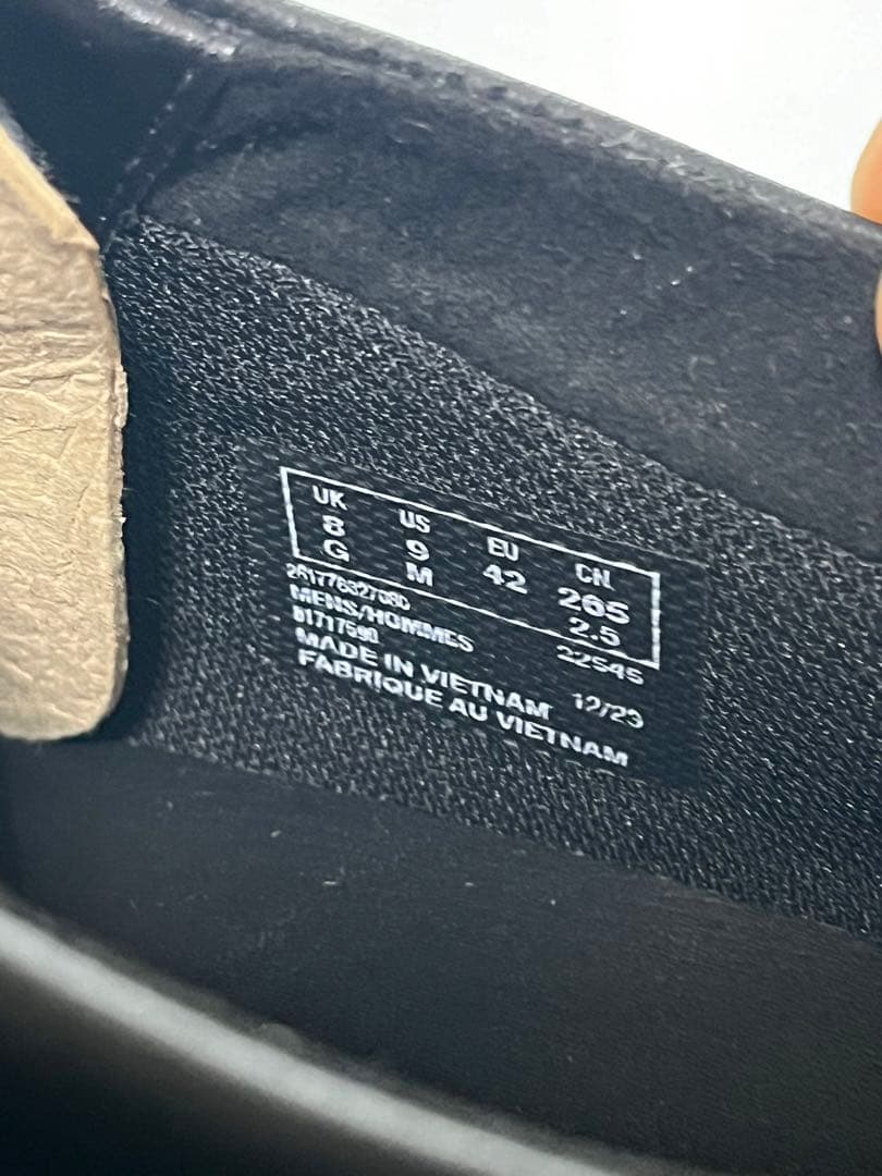 クラークス WallabeeEVO WP / （ブラックレザー）UK8