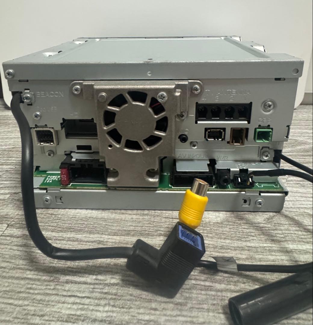 カロッツェリアサイバーナビ　AVIC-ZH0007