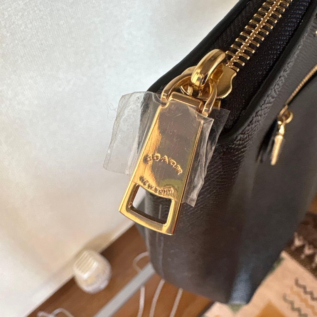 COACH ブラック レザートートバッグ