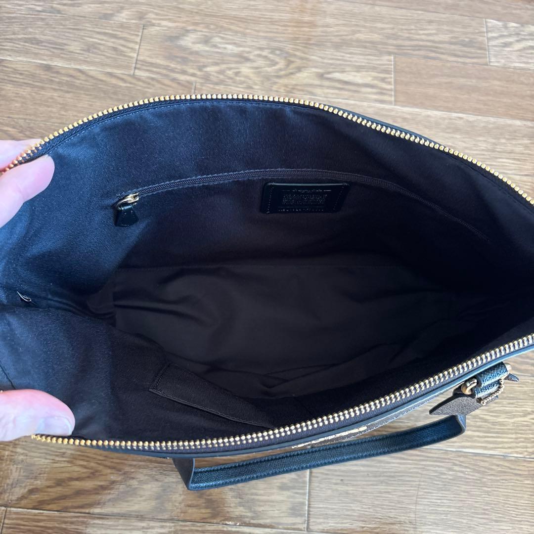 COACH ブラック レザートートバッグ