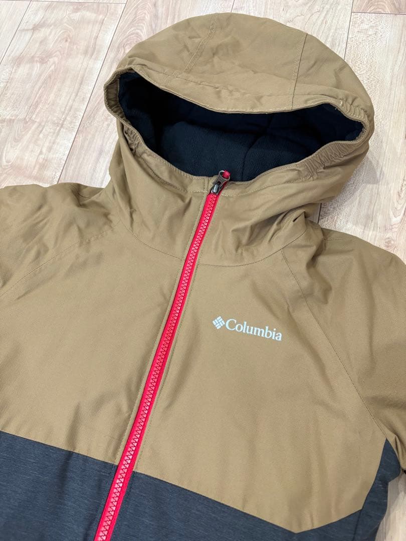 ※値下げ期間中〜Columbia スノーウェア上下セットSサイズ（130cm）