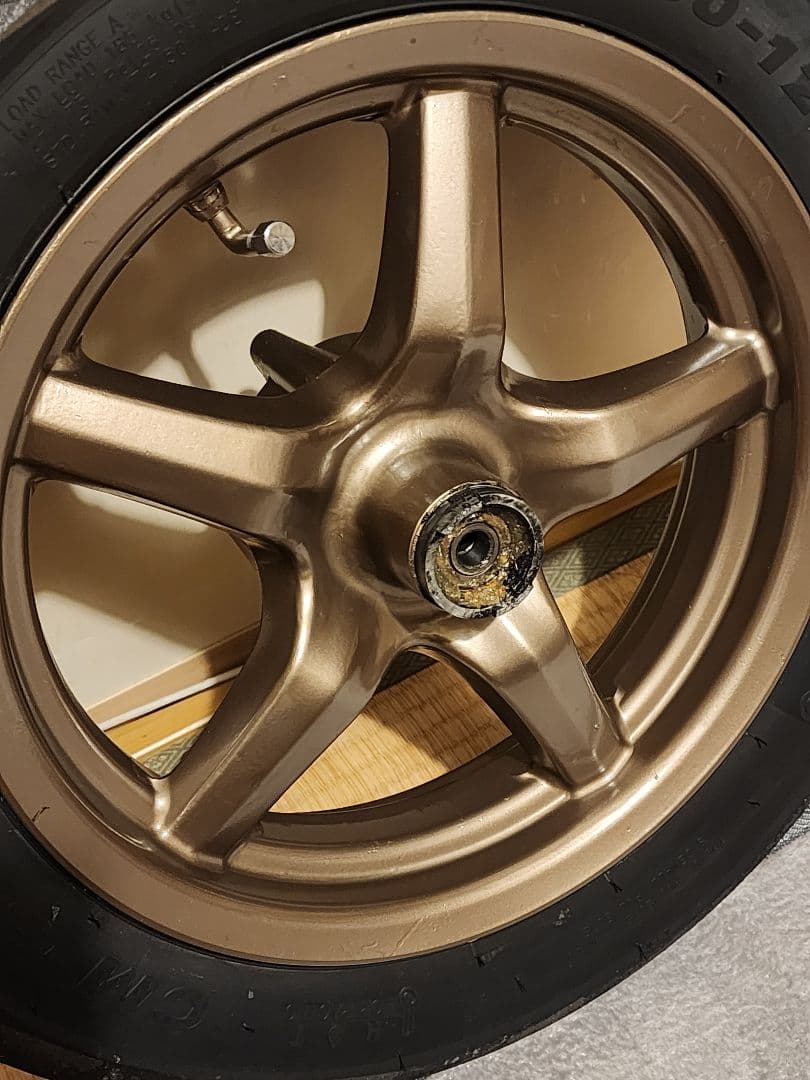 シグナス3型 台湾 SE44J 前後ホイール タイヤCST 25年製 バリ溝付き