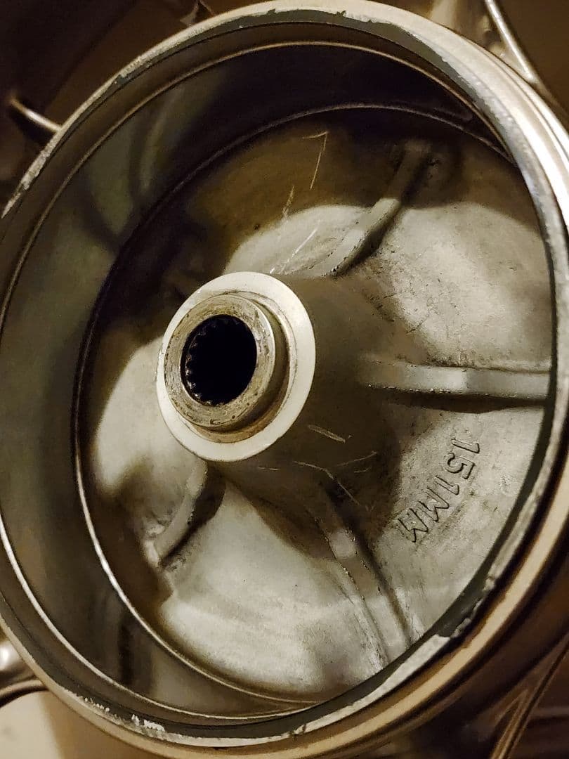 シグナス3型 台湾 SE44J 前後ホイール タイヤCST 25年製 バリ溝付き