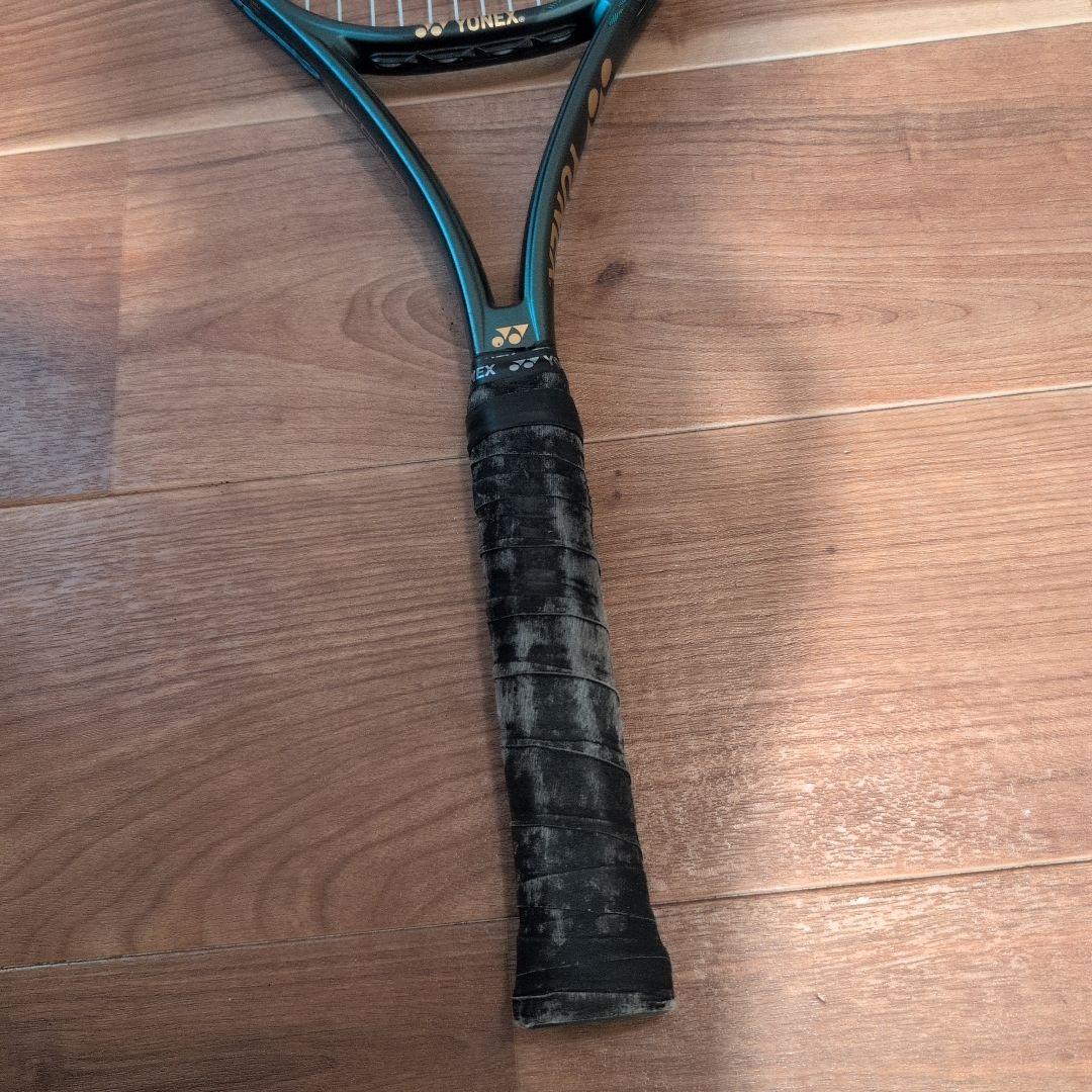 YONEX VCORE PRO100 硬式テニスラケット G2