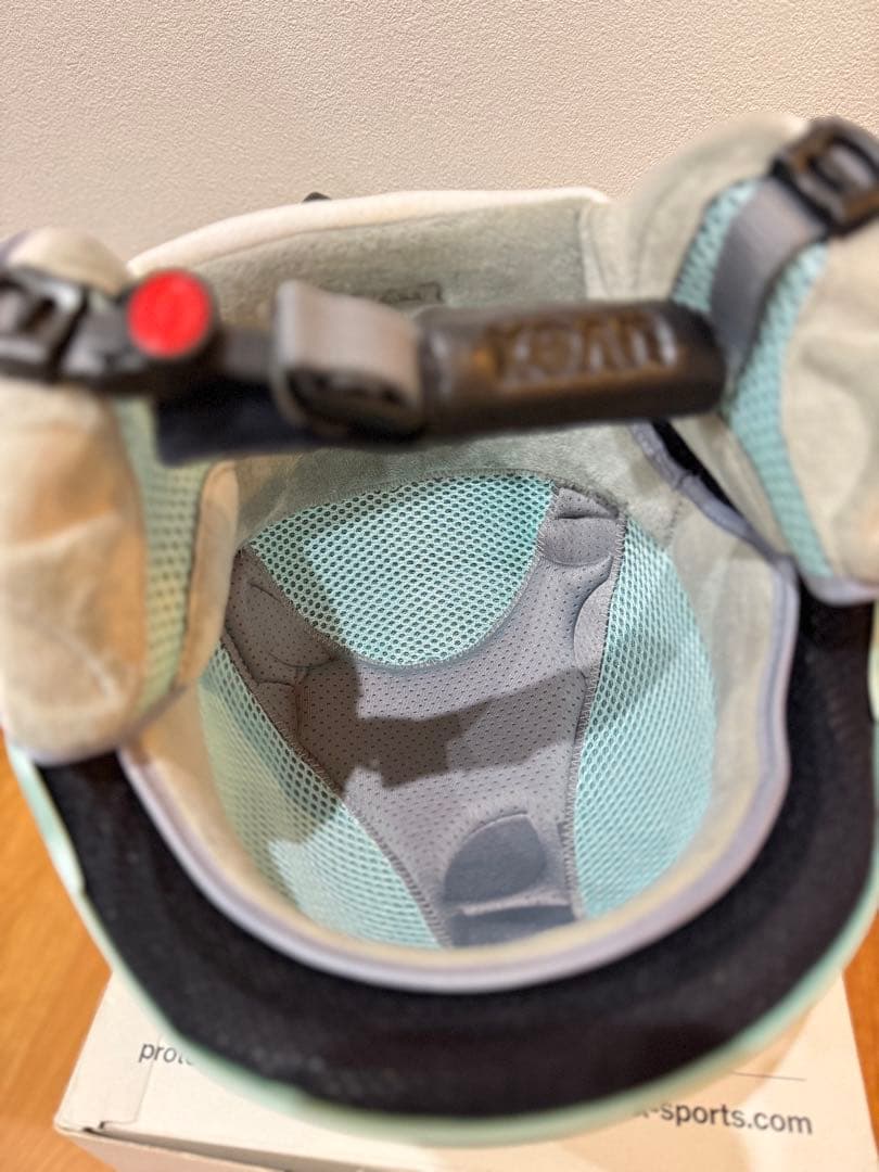 【超美品】uvex primo ヘルメット mint mat 55-59cm