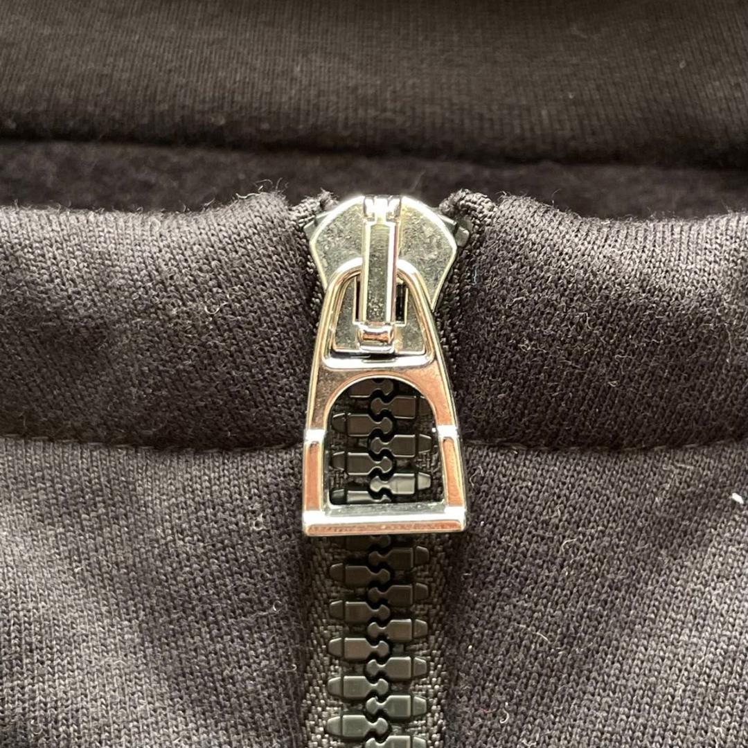 【新品同様】HERMES ハーフジップパーカー ブラック Lサイズ　セリエボタン