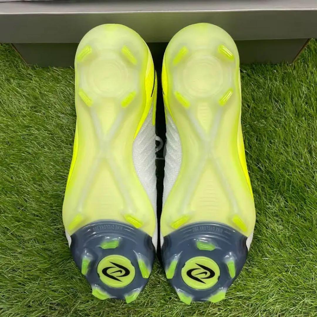 ナイキ　ファントムルナ2 エリート　FG 29cm