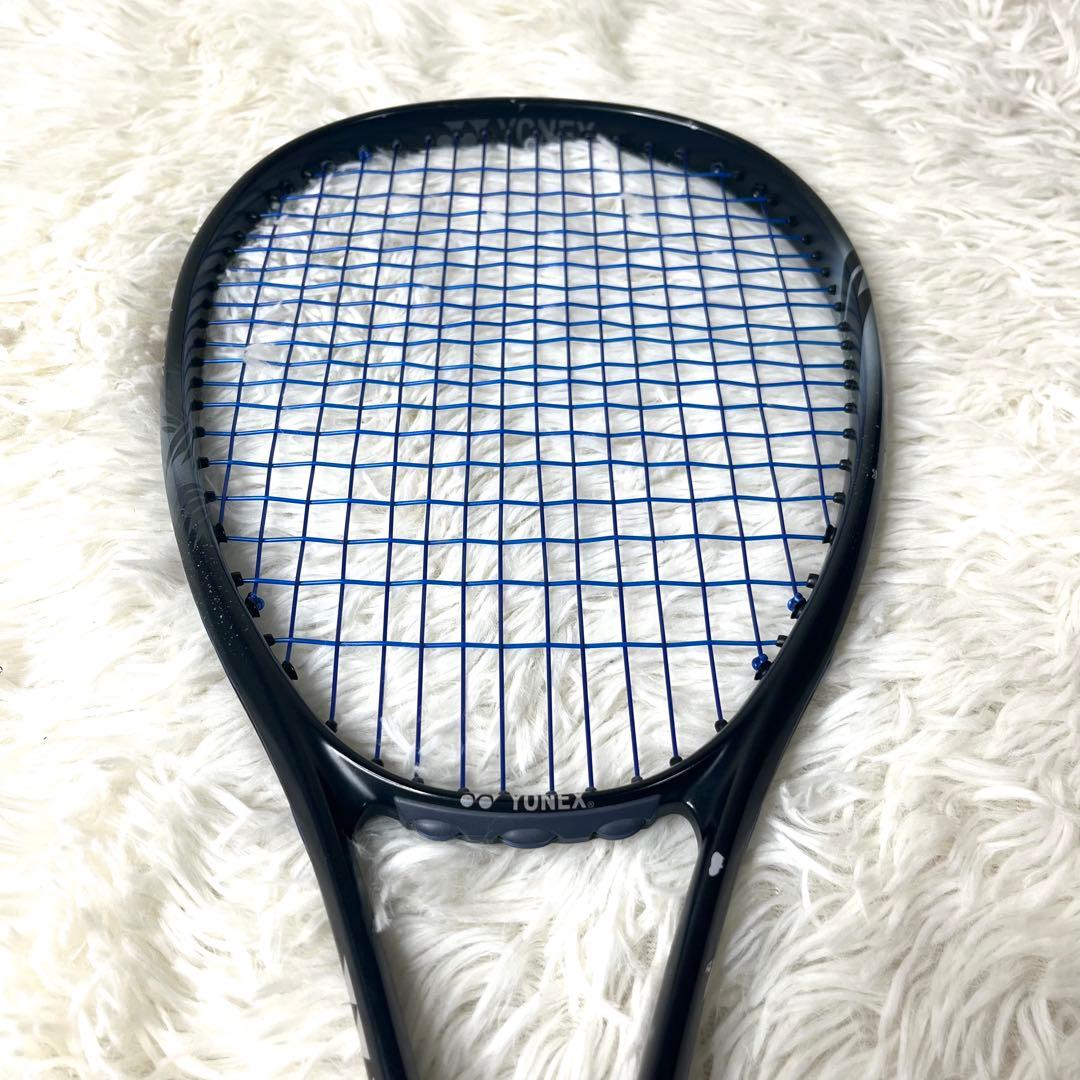 【極美品】 ヨネックス ボルトレイジ 8V UL1 ソフトテニス ラケット