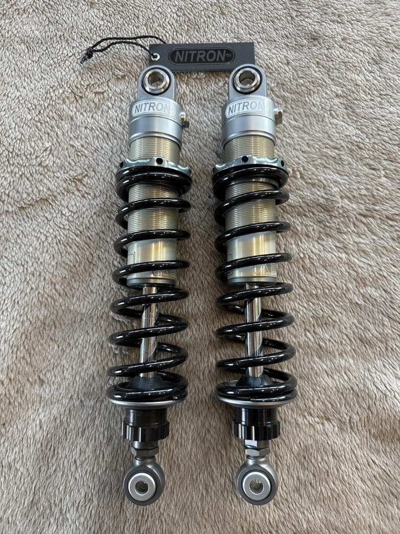 ナイトロン NITRON TWIN R1 W800 19-適合 元箱あり