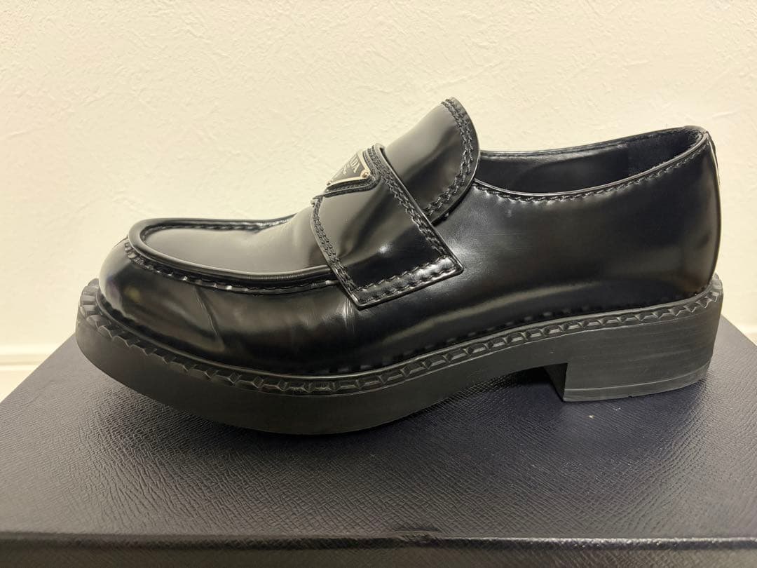 PRADA チョコレートブラッシュドレザーローファー　サイズ UK6 1/2