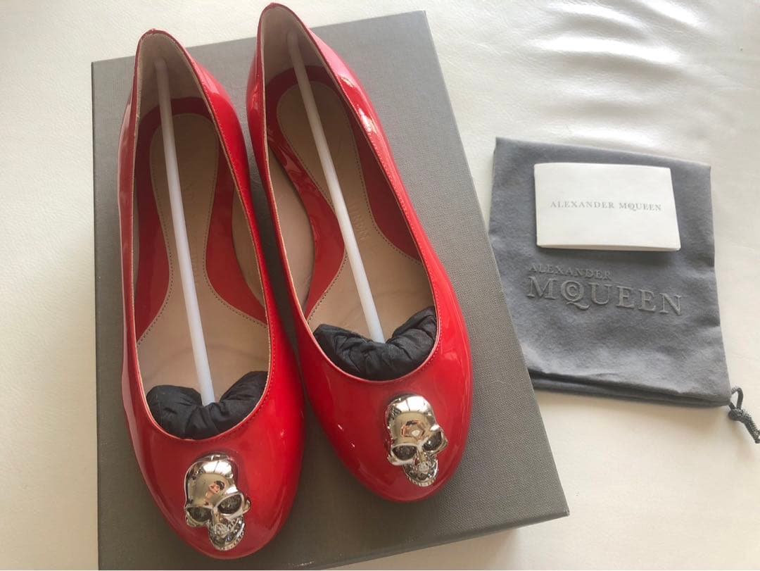 ALEXANDER McQUEEN フラットシューズ　スカル　マックイーン