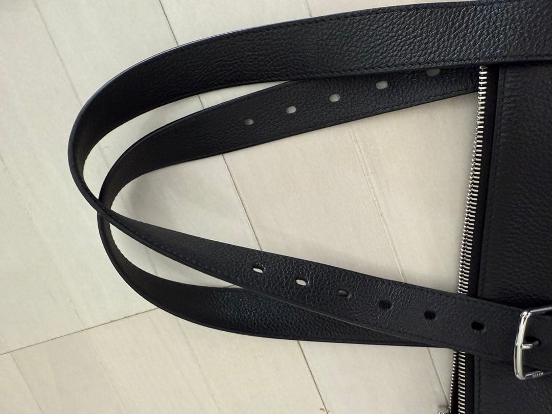 バリー　黒レザートートバッグ