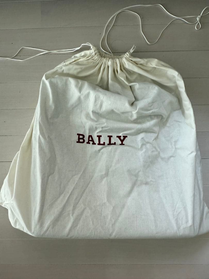 バリー　黒レザートートバッグ