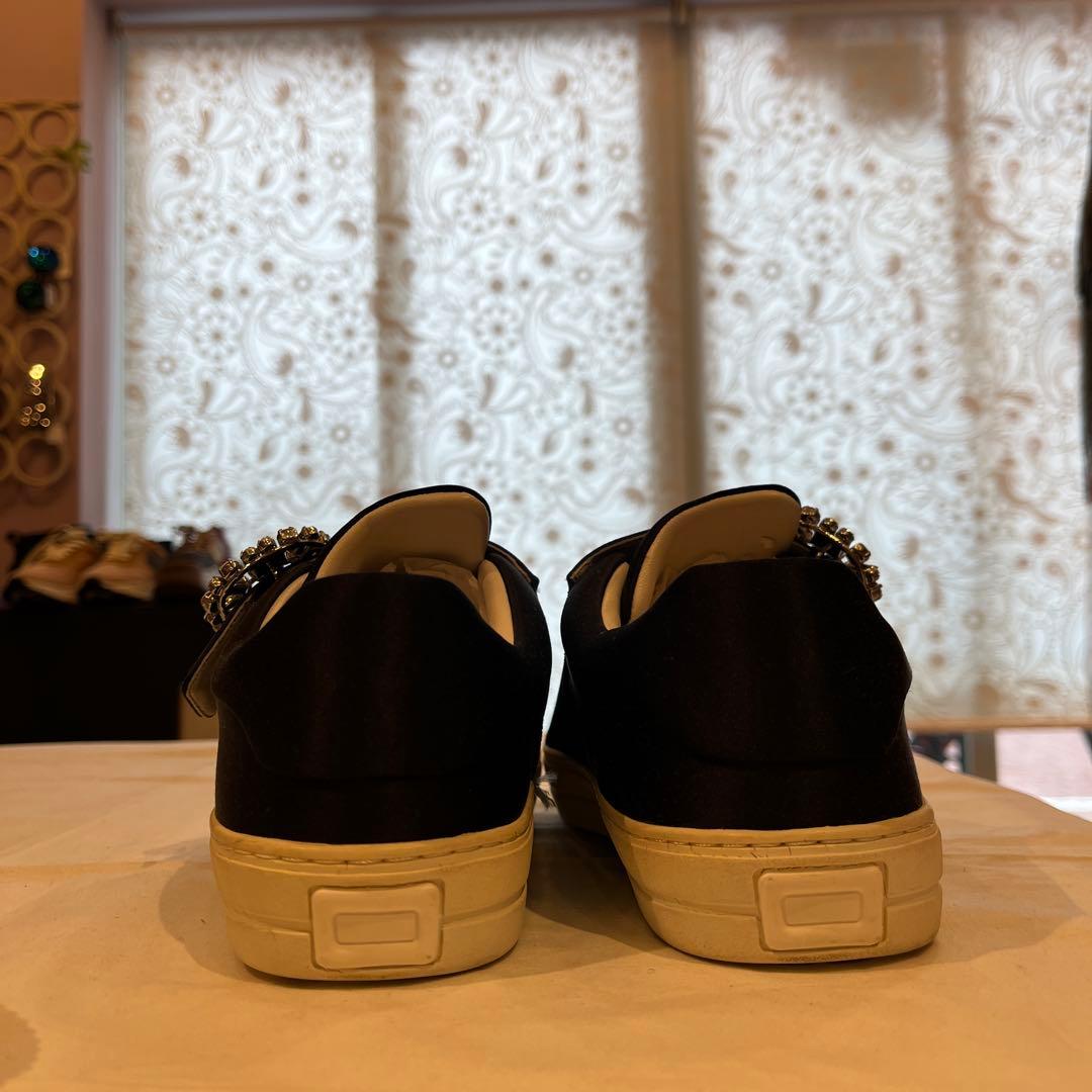 ビジュースニーカー　ブラック