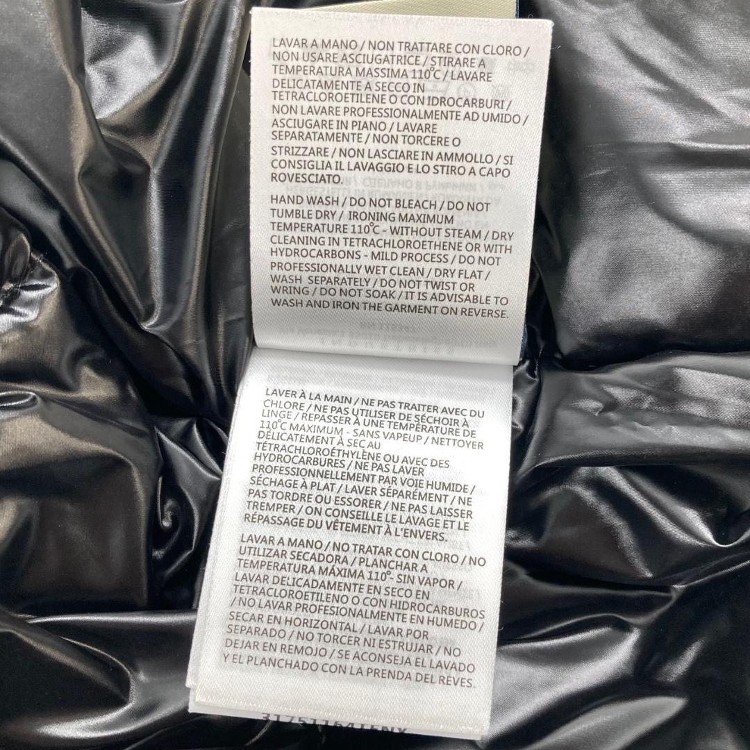 極美品 MONCLER モンクレール　ダウンベスト　ブラック　5サイズ