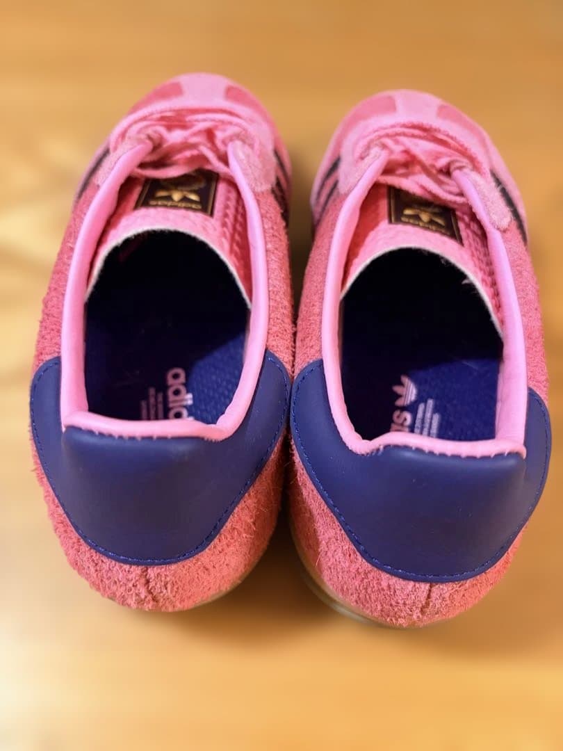 【24センチ】adidas Gazelle ピンク スニーカー