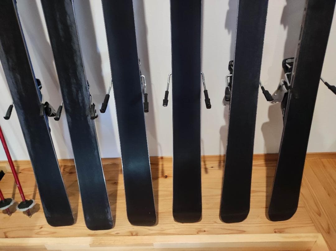 スキー板（K2、KAZAMA、carving）3本セット ビンディング付