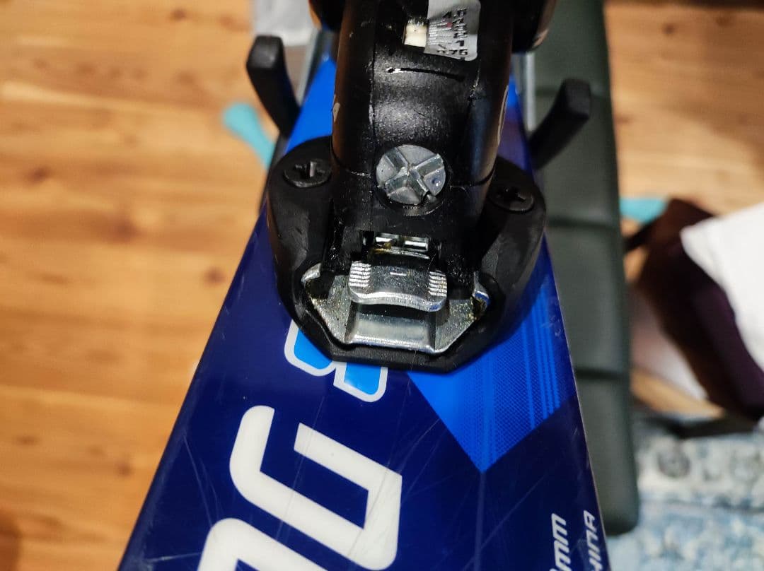 スキー板（K2、KAZAMA、carving）3本セット ビンディング付