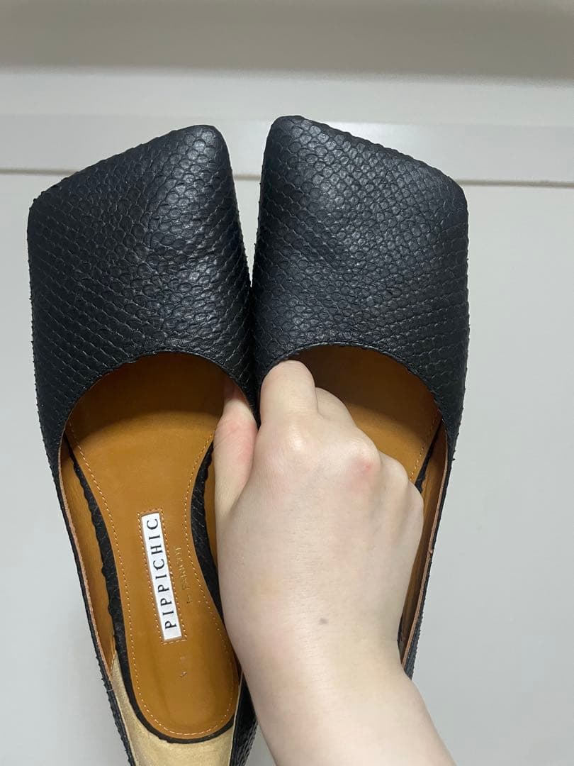 PIPPICHIC ブラック フラットシューズ別注
