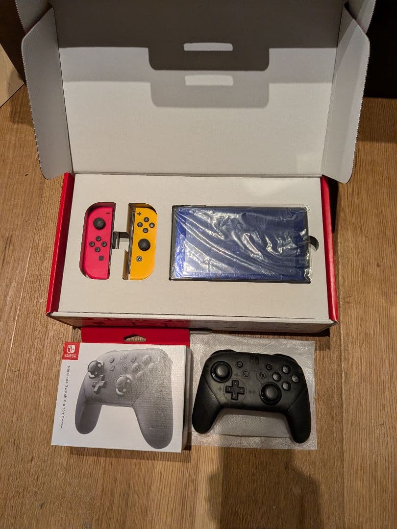 （完動品）Nintendo Switch 本体 + プロコントローラー