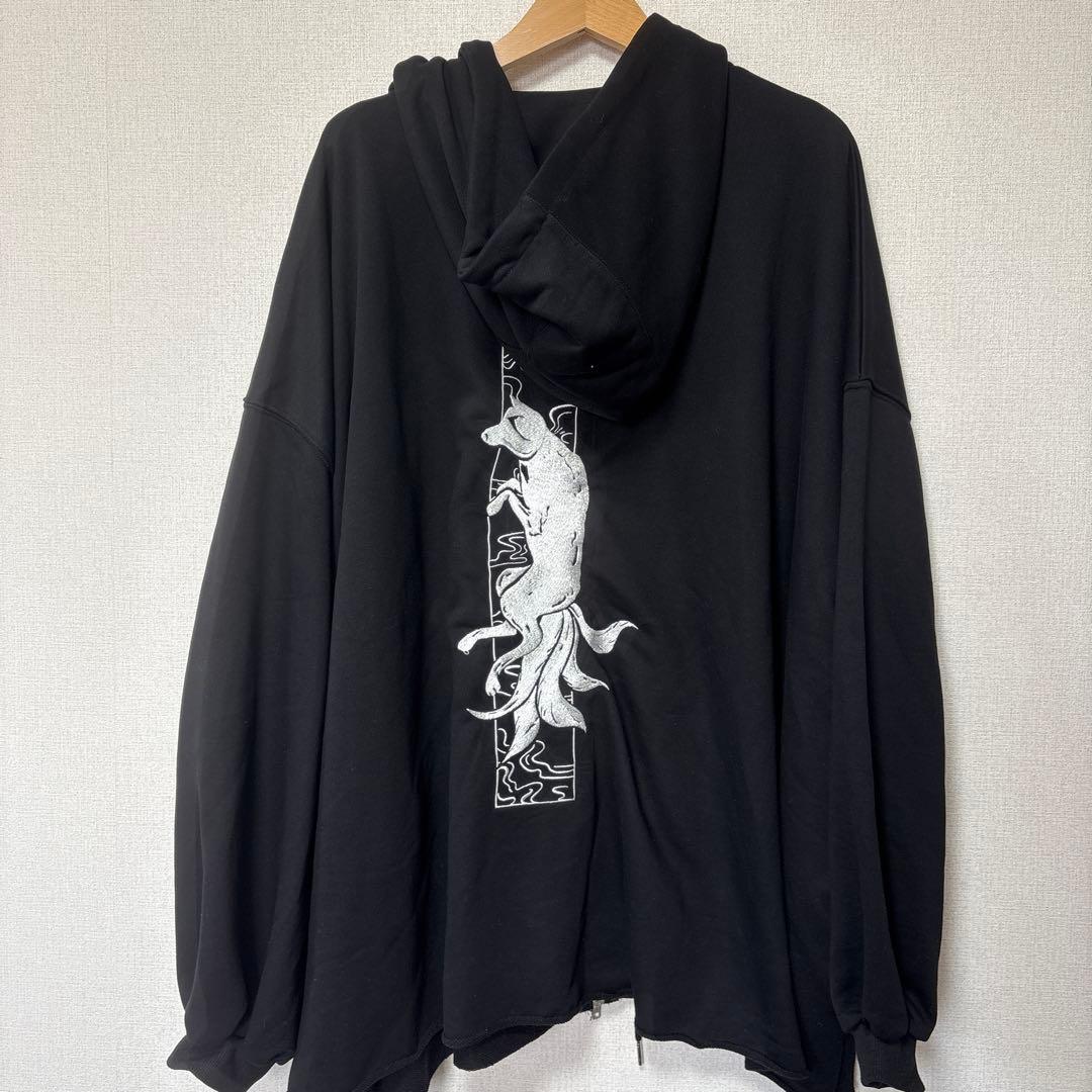 Ellno Loset 狐独 狐刺繍ビックジップフーディー