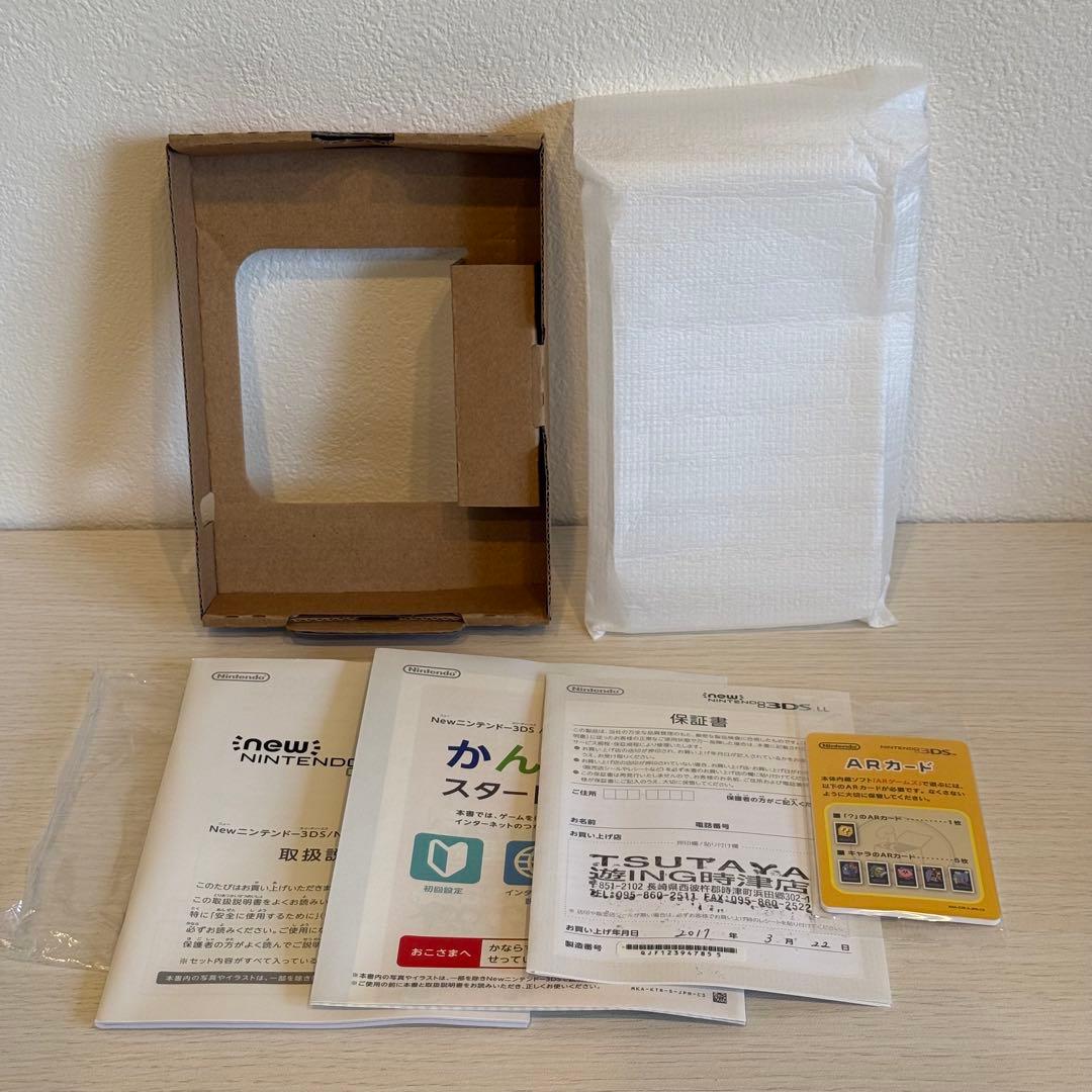 Newニンテンドー3DS LL パールホワイト 箱付き 3-074