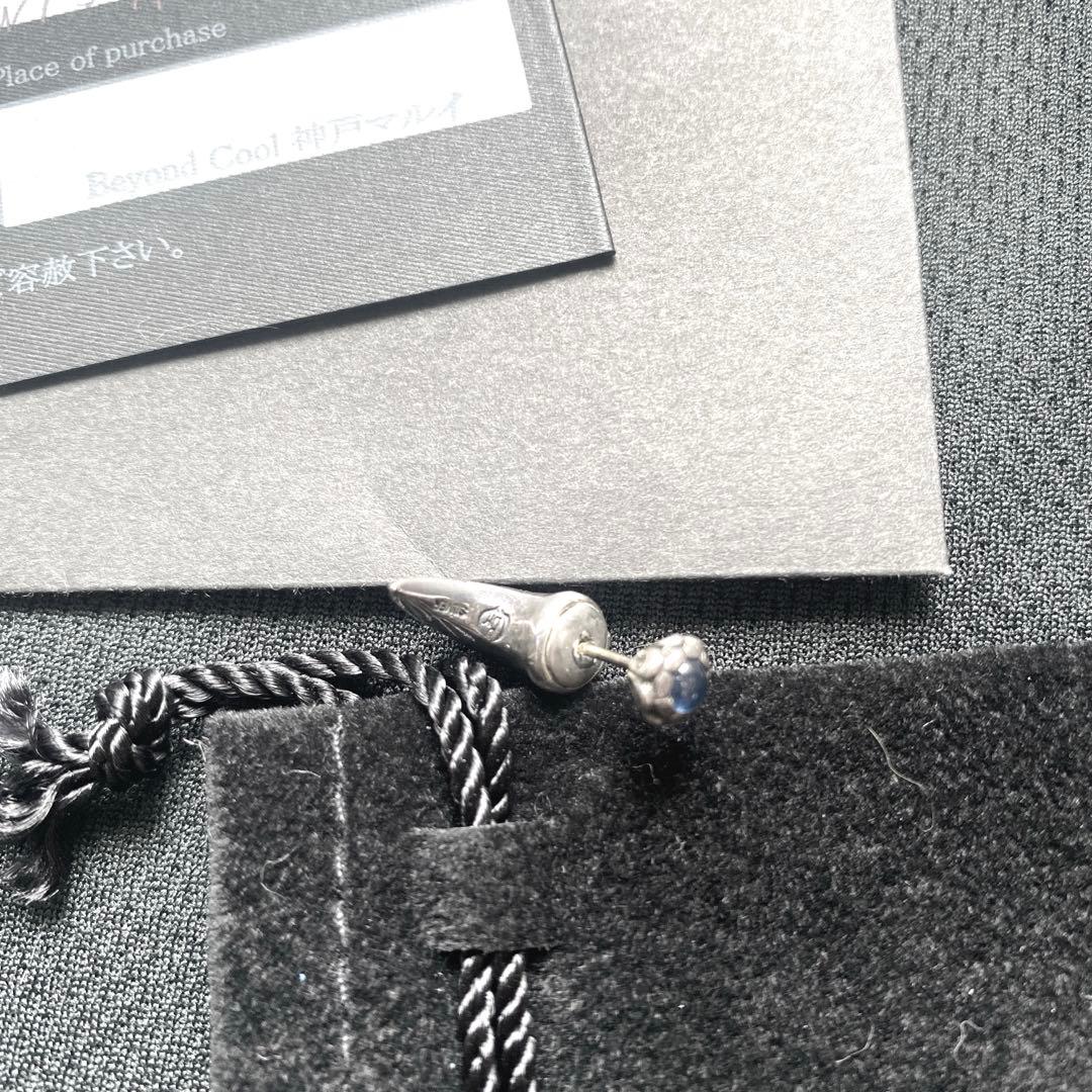 ブラッディマリー ベビー マーメイド ストーン ピアス サファイア