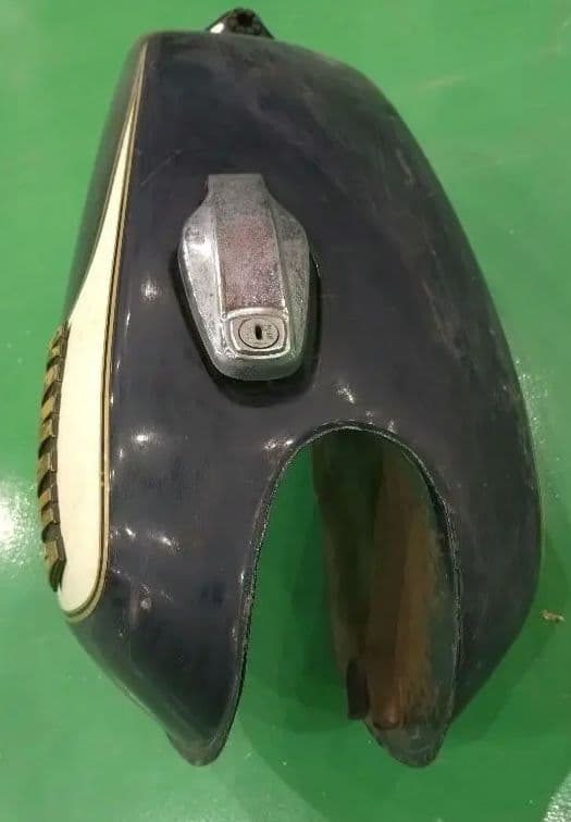 ヤマハYAMAHASR400初期型ナロータンク当時物