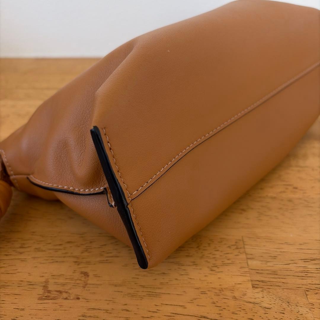 ロエベ フラメンコ クラッチ ミニ　ウォームデザート A411FC2X37