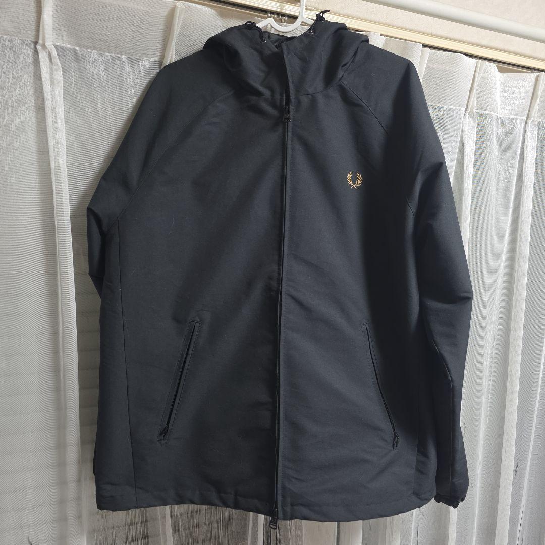 フレッドペリー別注パデットフード刺繍ジャケット