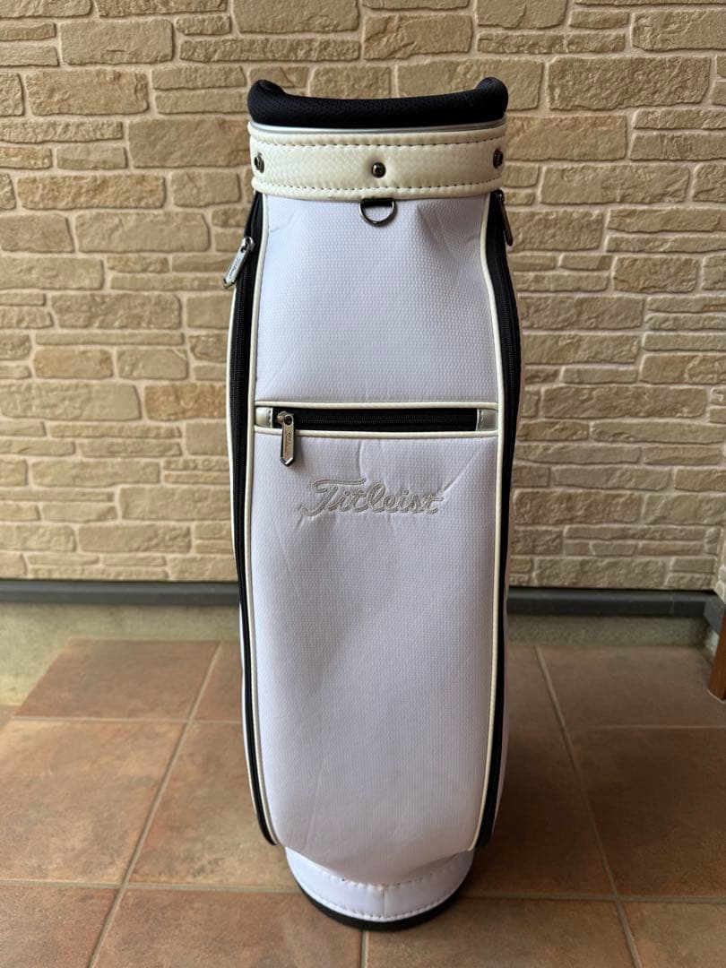 希少　美品　大容量　Titleist タイトリスト キャディバッグ９型　ホワイト