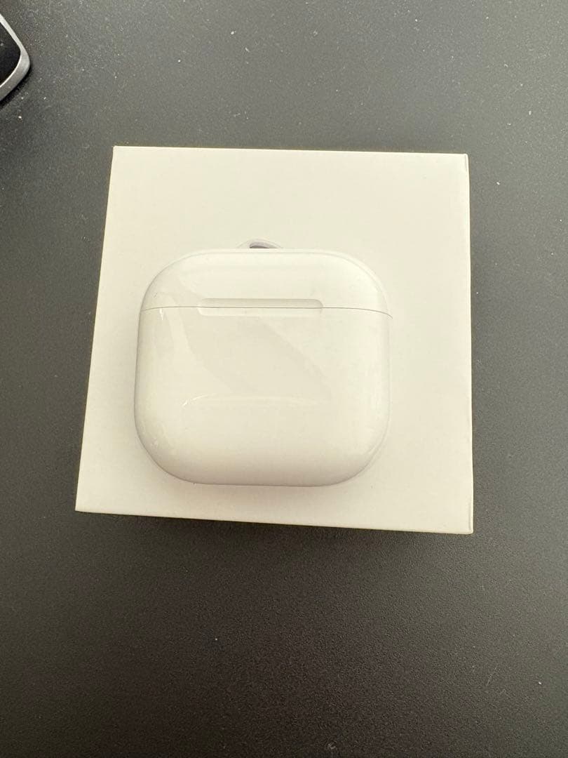 AirPods4 ノイズキャンセリング機能搭載なし