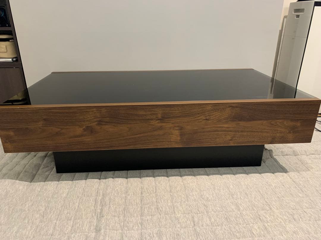 モダンデコ センターテーブル　ガラステーブル　引き出し付きローテーブル