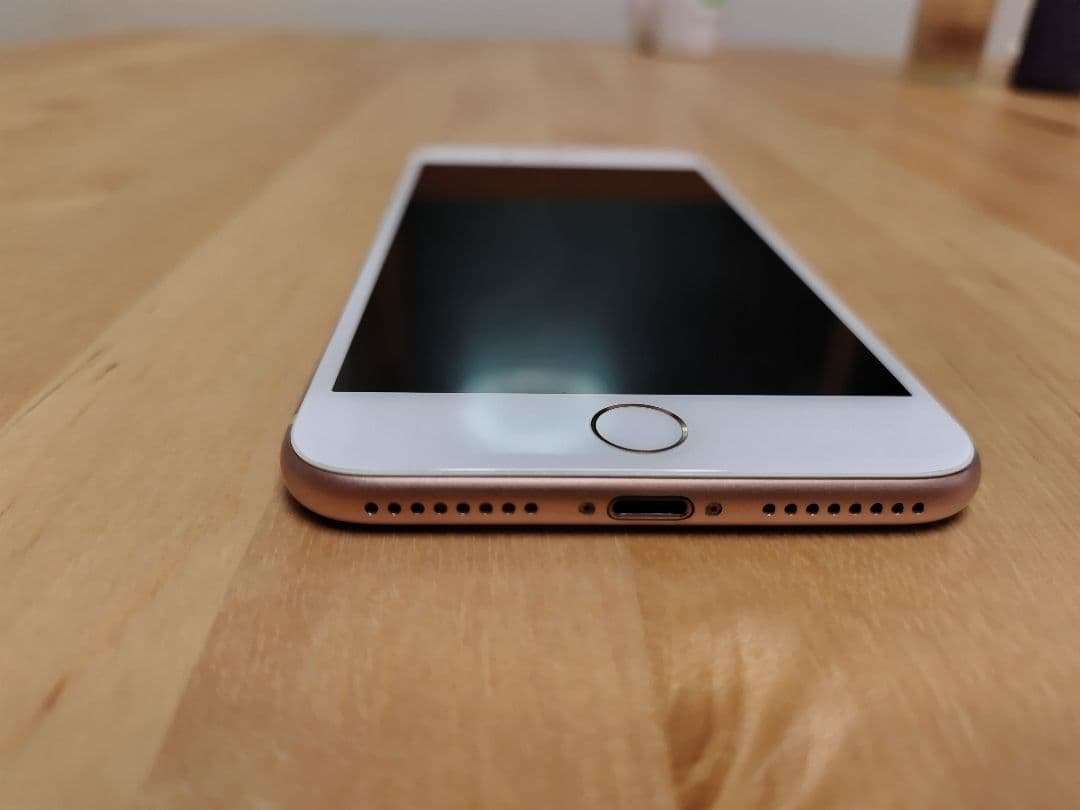 iPhone 8 Plus ゴールド 256GB SIMフリー