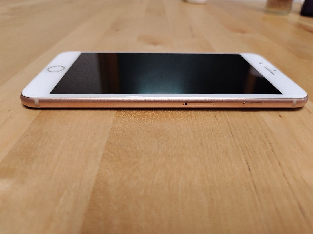iPhone 8 Plus ゴールド 256GB SIMフリー