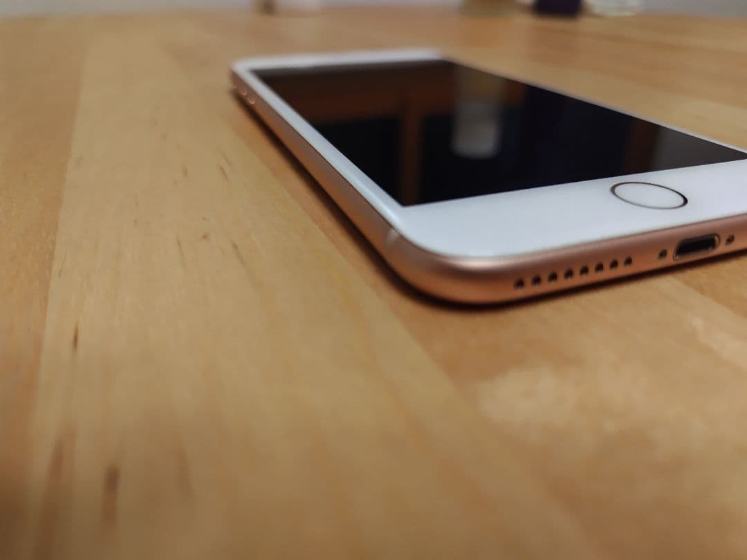 iPhone 8 Plus ゴールド 256GB SIMフリー