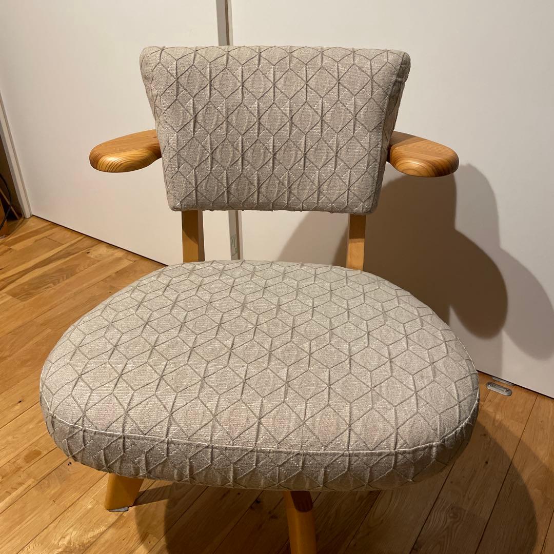 アサヒ風早モダンアームチェア 幾何学模様 ベージュ