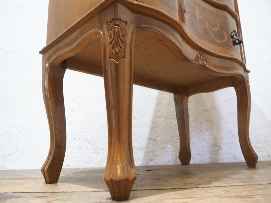 1107 猫脚デザインのチェスト　洋タンス　キャビネット　アンティーク調　洋家具