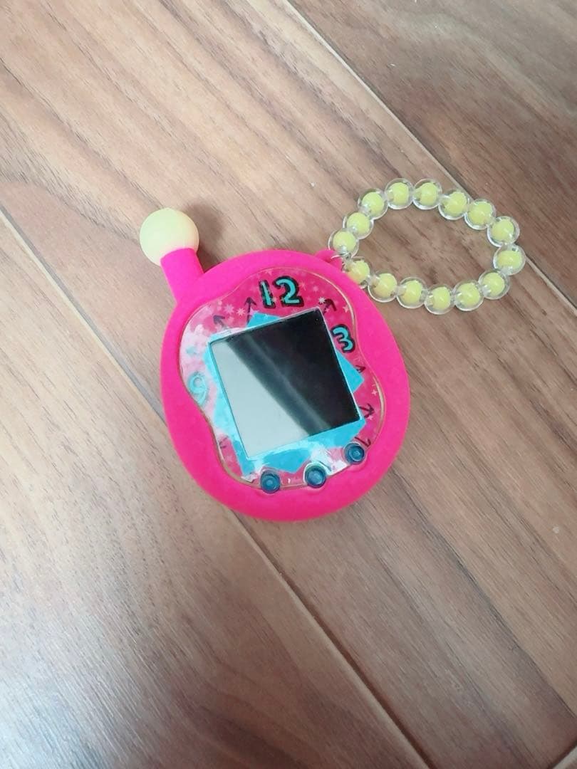 たまごっちUNIピンク 本体