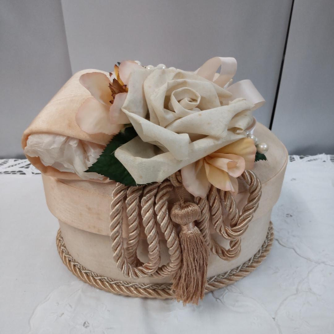 カルトナージュ　人形　ドール　イタリア　アンティーク風　ヴィクトリアン